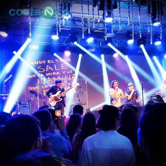 Evento Corporativo con Show en Vivo de Carlos Vives